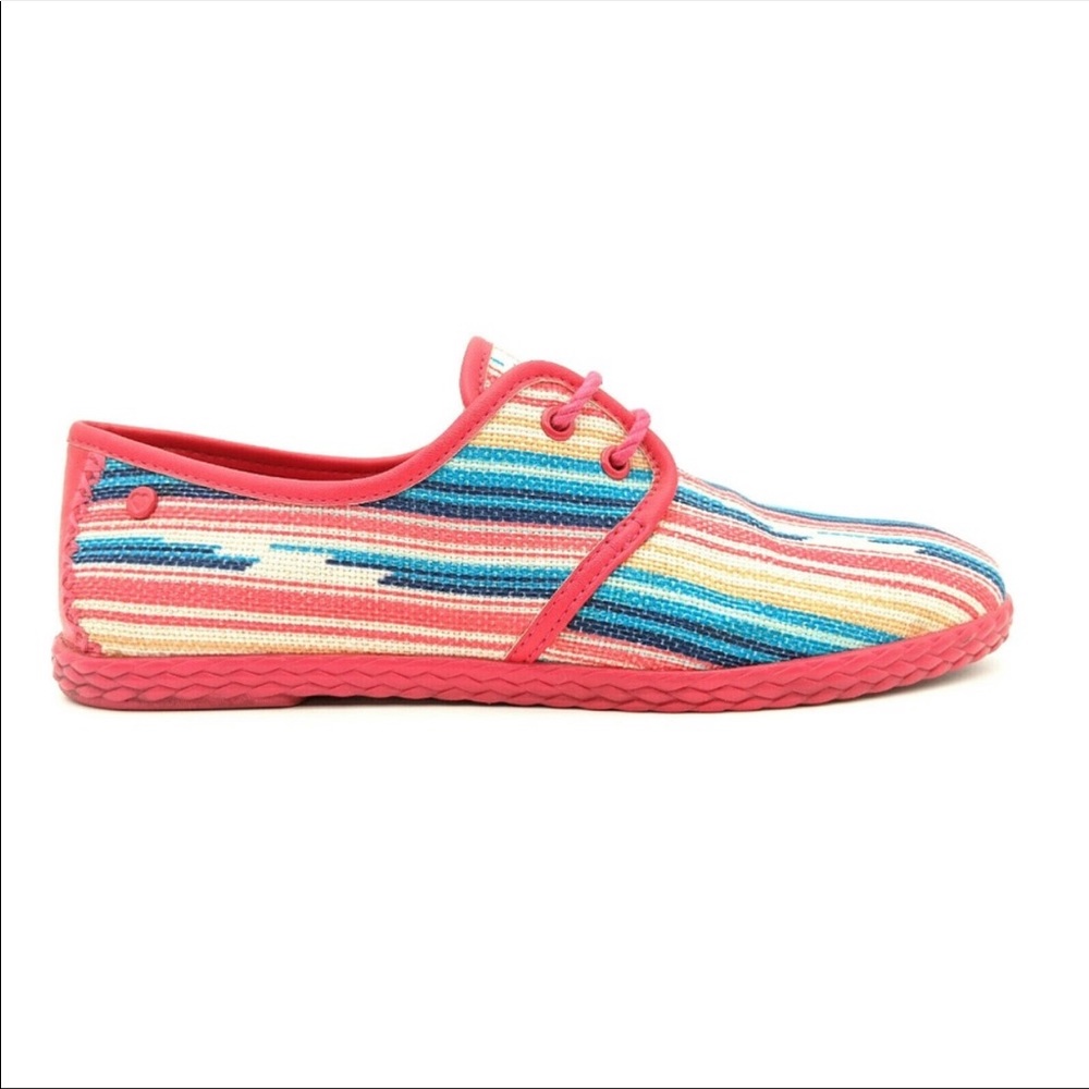 Girls 7 Ugg J I Heart Kai Serape Striped Shoes